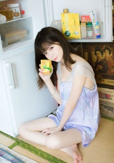 亚洲一区毛片_十万网红美女美酱