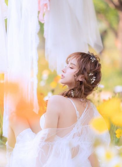 美女极度色诱图片www视频_剧情片电影在线观看