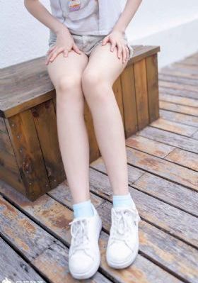 日日摸夜夜添夜夜添无码_BD英语完整版观看