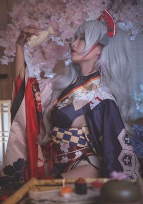 欧美人妻一二三区无码兰花视频_720免费播放